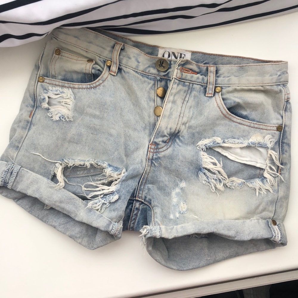 One by One Teaspoon Chargers Denim Shorts 25